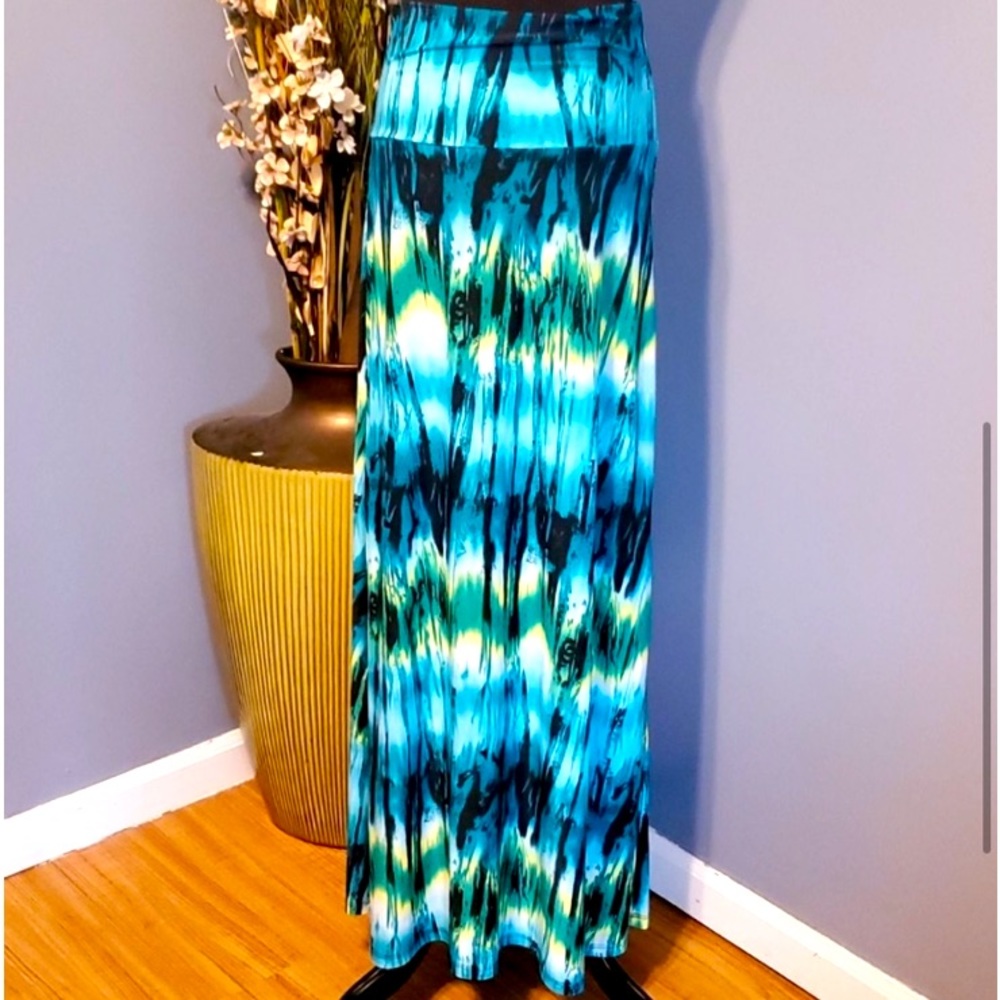 Gravity Threads floor length skirt size large, multicolor tye-dye